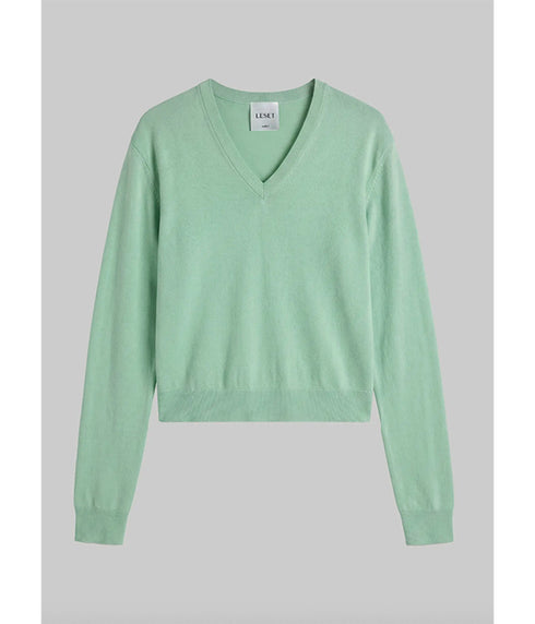 James V Neck - Pistachio