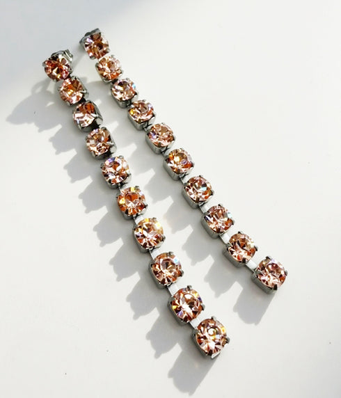 Dangling Crystal Dangle Earrings - Loto