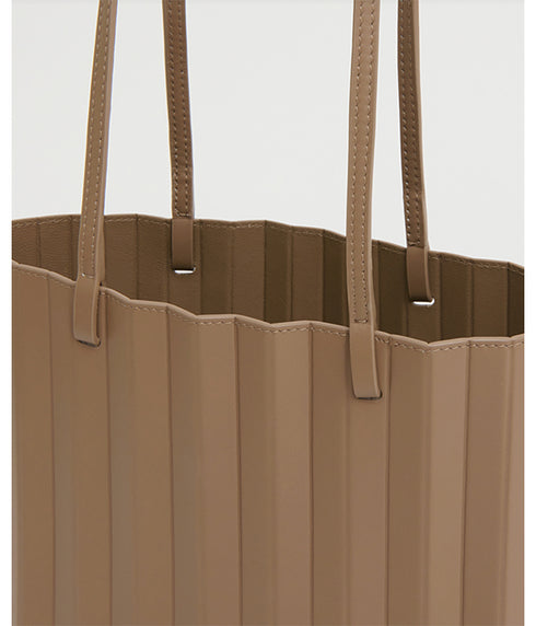 Pleated Filo Tote - Anise