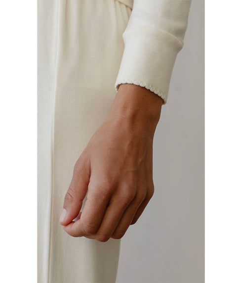 Baby Rib Scallop Long Sleeve Tee - Creme