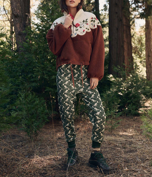 The Plush Wildflower Pullover - Chestnut