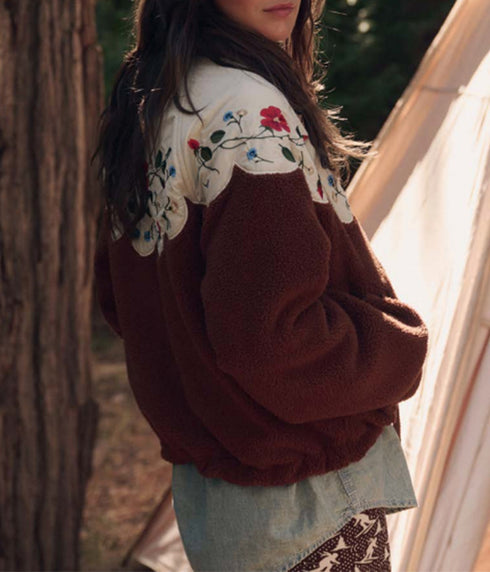 The Plush Wildflower Pullover - Chestnut
